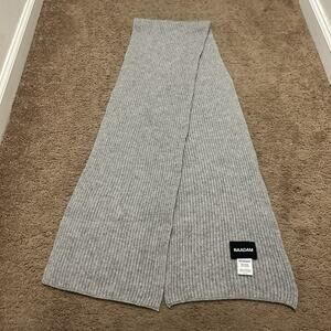 Naadam Ribbed Gray Cashmere Scarf 70” Light Gray